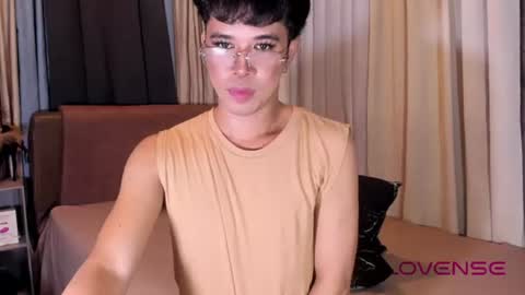 asiancum_peter online show from July 20, 2:36 am