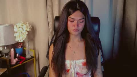 Kianna online show from January 6, 5:28 pm