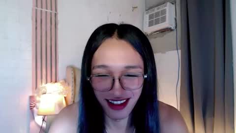 asianpetite_ivy online show from September 30, 4:34 am