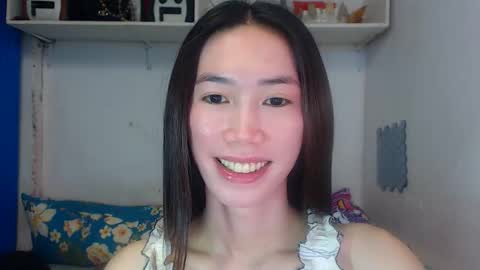 J A D E online show from March 7, 9:09 am