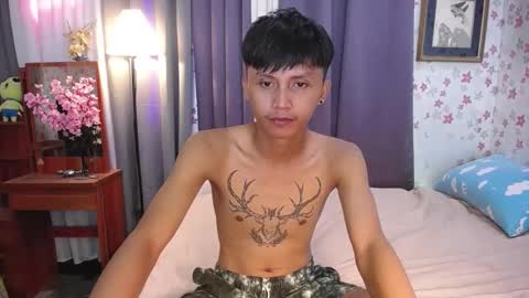 Snapshot of asiansmokeyxx chatting on January 13, 1:28 pm prince online show from January 13, 1:28 pm