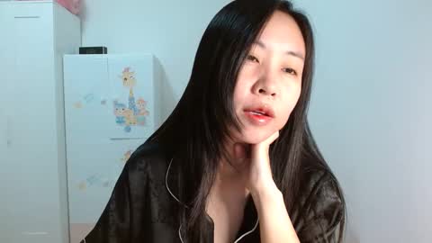 Snapshot of asiantabbyx chatting on January 6, 3:51 pm Tabby online show from January 6, 3:51 pm