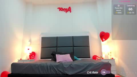  Aslhyn  online show from February 17, 11:11 pm