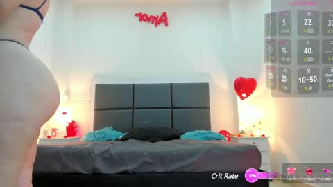  Aslhyn  online show from March 1, 8:53 pm