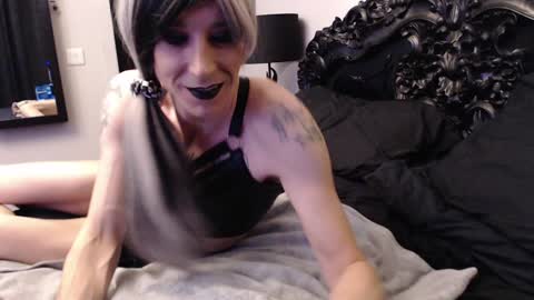 asluttyrose online show from December 18, 8:36 pm