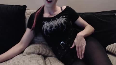 asluttyrose online show from September 30, 5:45 pm