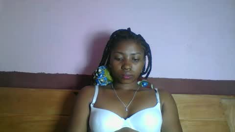 asmiraa online show from April 18, 8:09 pm