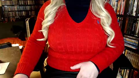 Aspen Vale online show from November 19, 2:11 am
