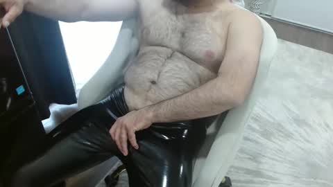 Snapshot of assfuck03 chatting on December 4, 11:19 pm latex online show from December 4, 11:19 pm
