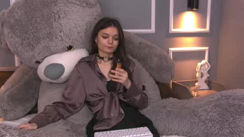 Snapshot of asterquinn chatting on March 11, 9:48 pm Aster Quinn online show from March 11, 9:48 pm