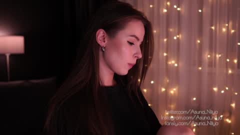 Snapshot of asuna_niiya chatting on December 29, 9:09 pm Asuna Niiya - online show from December 29, 9:09 pm