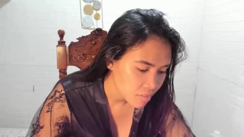 Snapshot of asuzaka27 chatting on December 20, 11:21 am asuzaka27 online show from December 20, 11:21 am