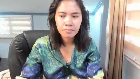 Snapshot of asuzaka27 chatting on February 4, 2:17 am asuzaka27 online show from February 4, 2:17 am