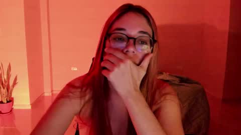 atenas online show from February 5, 9:57 am