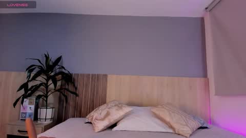 Atenea online show from February 17, 11:31 am