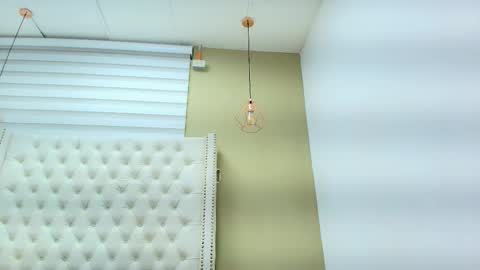 atenea online show from February 6, 7:12 am