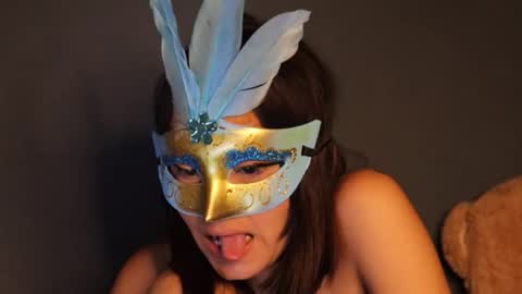 Atenea Nin online show from September 22, 8:35 pm