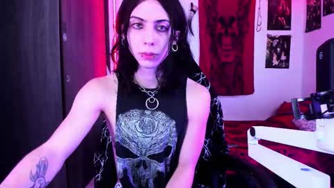 athenauwu online show from December 18, 5:25 am