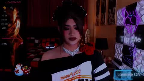 athisamoore online show from January 16, 7:12 pm