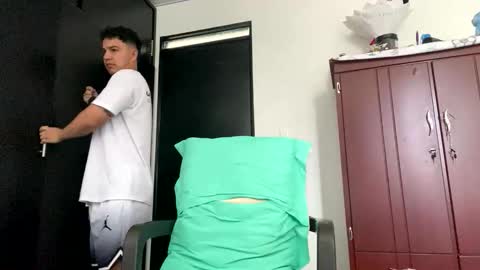 Robin online show from September 28, 8:40 pm