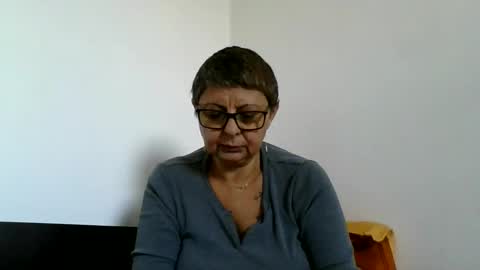 atikaarea online show from October 19, 2:11 pm