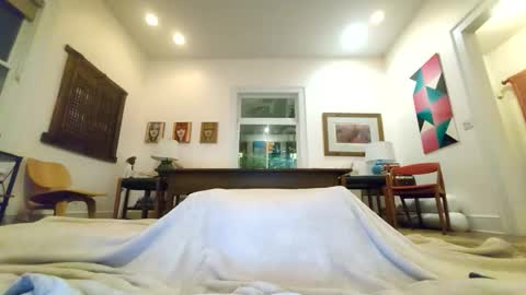 atlandi online show from May 3, 2:06 am