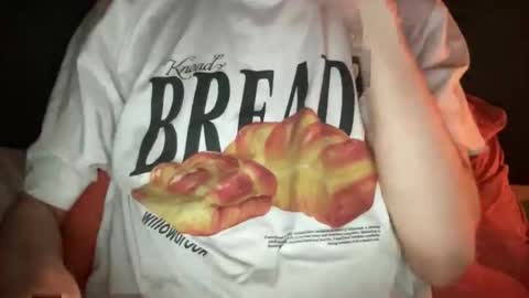 Undress a hung twink  online show from March 8, 6:12 pm