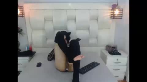 Snapshot of atley_dolly_ chatting on September 11, 11:06 pm ATLEY online show from September 11, 11:06 pm