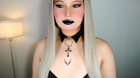 Audrey online show from March 25, 7:15 am