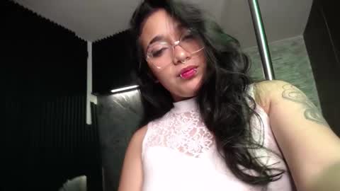 aura_cute_ online show from March 7, 4:01 am