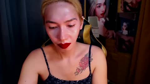 Miss awra online show from March 3, 7:54 am