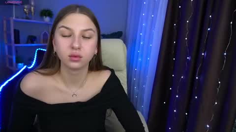 Snapshot of aureliabliss_ chatting on January 21, 4:58 pm Nikol online show from January 21, 4:58 pm