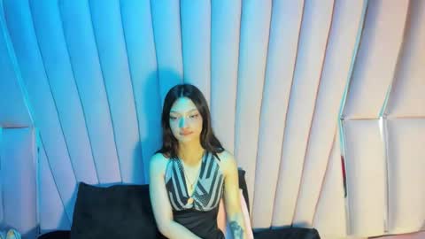 aurora online show from April 17, 6:54 pm