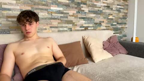 Aurora Asti online show from October 30, 9:10 am