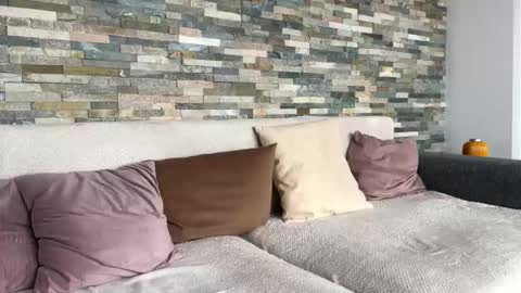 Aurora Asti online show from October 12, 9:24 am