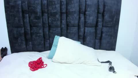 AURORA online show from April 22, 1:51 pm