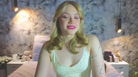 Kate online show from November 10, 5:27 pm