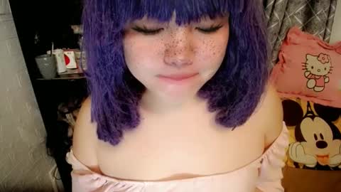 Snapshot of aurora_more chatting on February 25, 9:48 pm cute online show from February 25, 9:48 pm