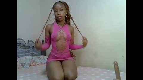 Aurora online show from November 3, 9:05 pm