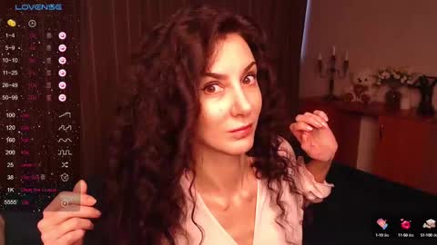 Aurora online show from February 9, 2:18 pm