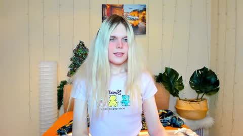 Aurora online show from January 25, 4:03 pm