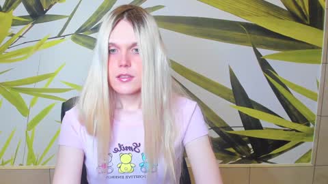 Aurora online show from January 9, 1:45 pm