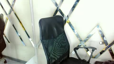 Aurora online show from October 30, 11:05 pm