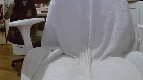 ausmopolitan online show from November 22, 1:04 am