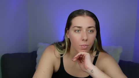 aussielulu online show from October 16, 9:20 am