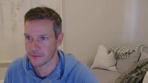 aussiesurfer0000 online show from April 22, 1:02 am