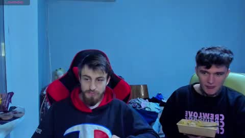 Austen online show from December 13, 7:21 pm