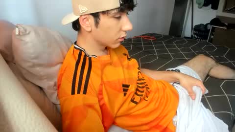 austin1119a online show from May 27, 5:32 pm