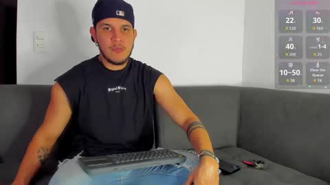 A online show from October 26, 12:11 am