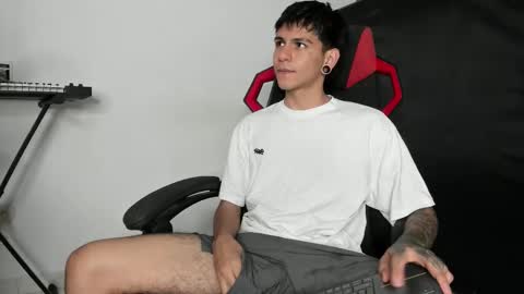 Austin online show from December 16, 8:15 pm